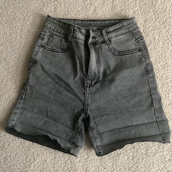 Gray Jean Shorts - Picture 3 of 3